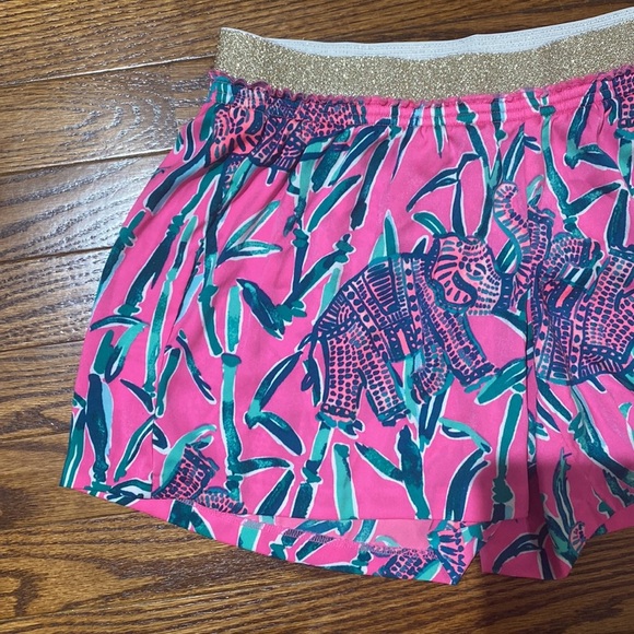 Lilly Pulitzer Rylan Shorts Elephant Mandevilla Pink Extra Lucky - Picture 4 of 11